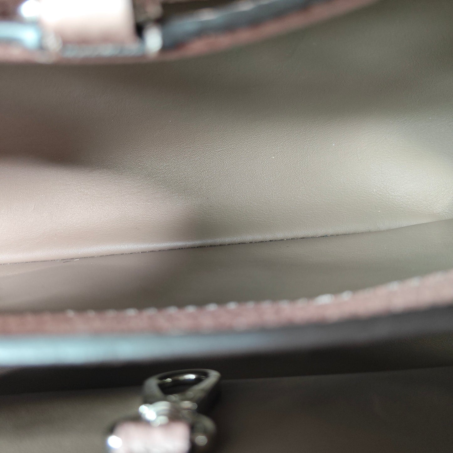 Louis Vuitton - Capucines - Leather - Pink - (mini)
