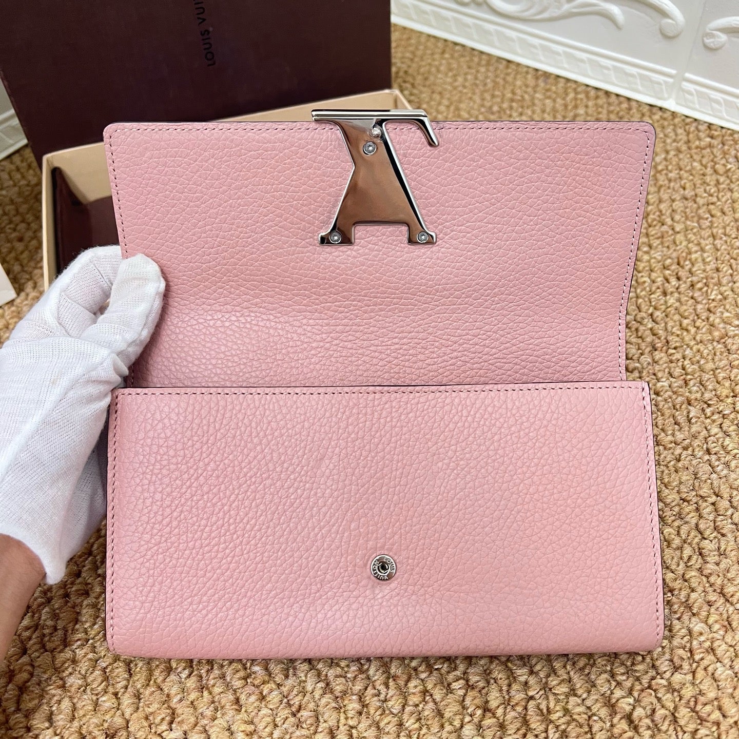 Louis Vuitton - Capucines - Leather - Pink - (Other)