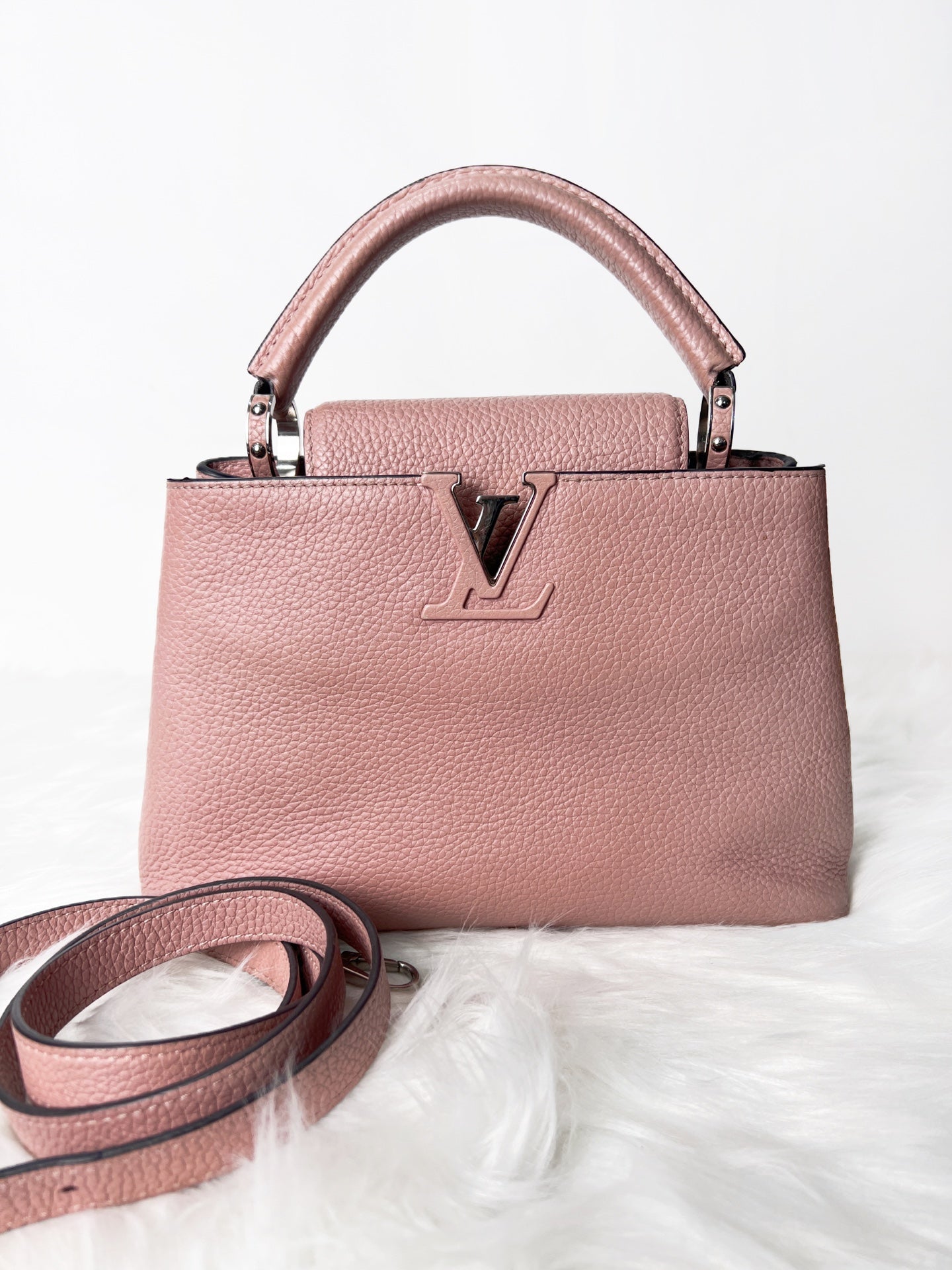 Louis Vuitton - Capucines - Leather - Pink - (small)