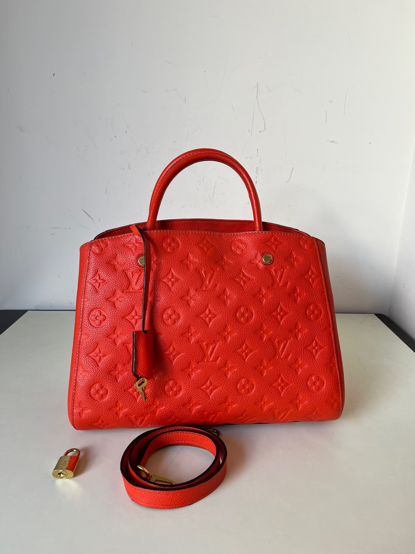 Louis Vuitton - Capucines - Leather - Red - (medium)