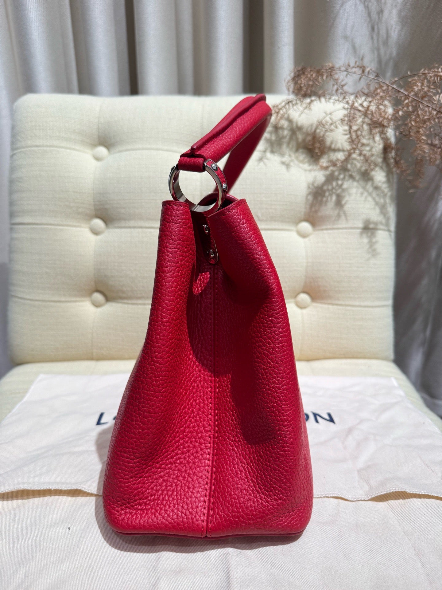 Louis Vuitton - Capucines - Leather - Red - (medium)