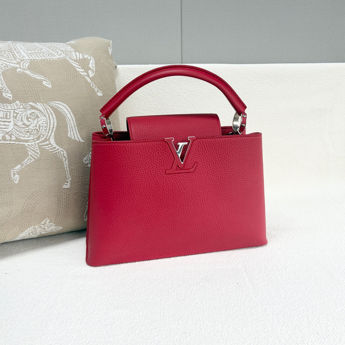 Louis Vuitton - Capucines - Leather - Red - (medium)