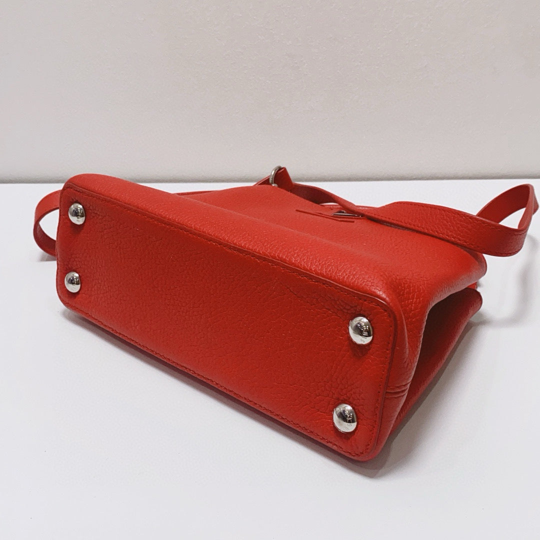 Louis Vuitton - Capucines - Leather - Red - (mini)