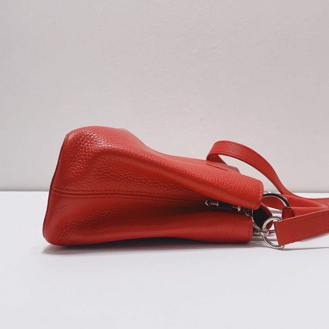 Louis Vuitton - Capucines - Leather - Red - (mini)