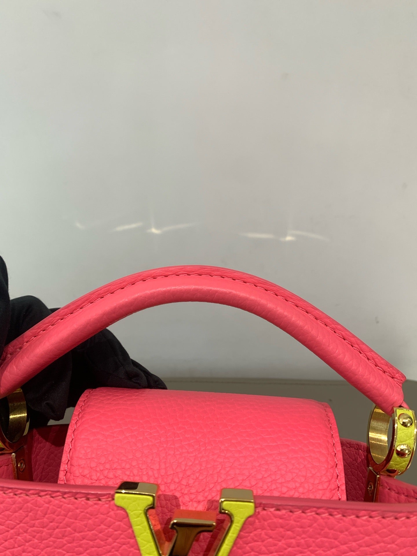 Louis Vuitton - Capucines - Leather - Red - (mini)