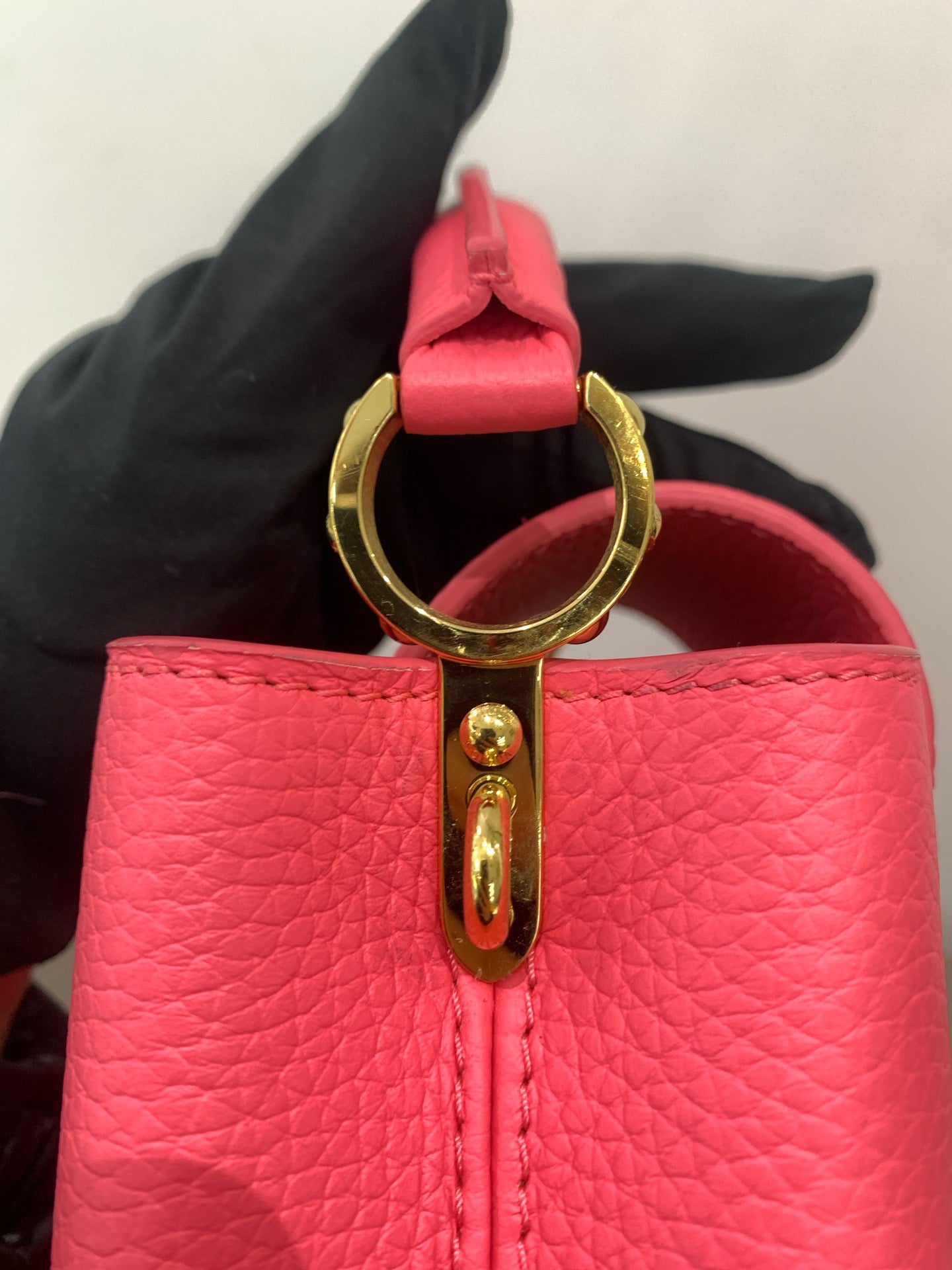 Louis Vuitton - Capucines - Leather - Red - (mini)