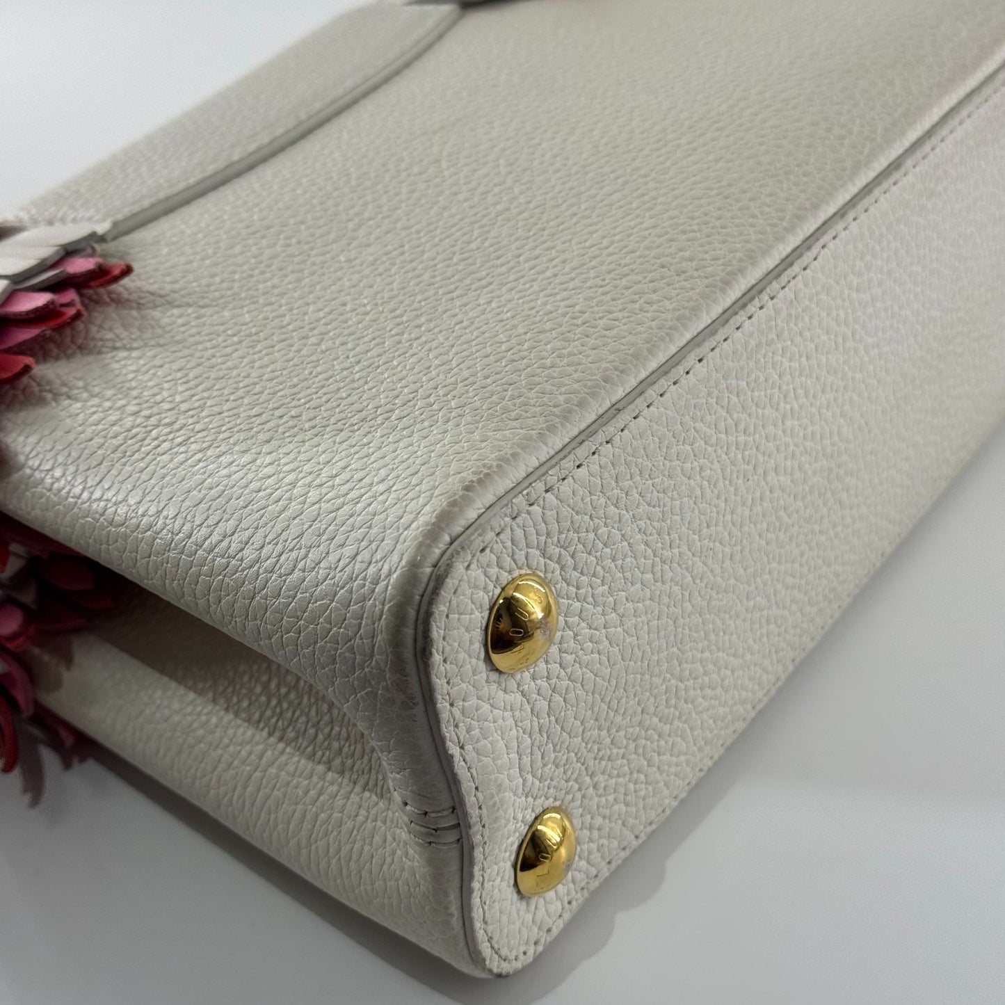 Louis Vuitton - Capucines - Leather - White - (small)