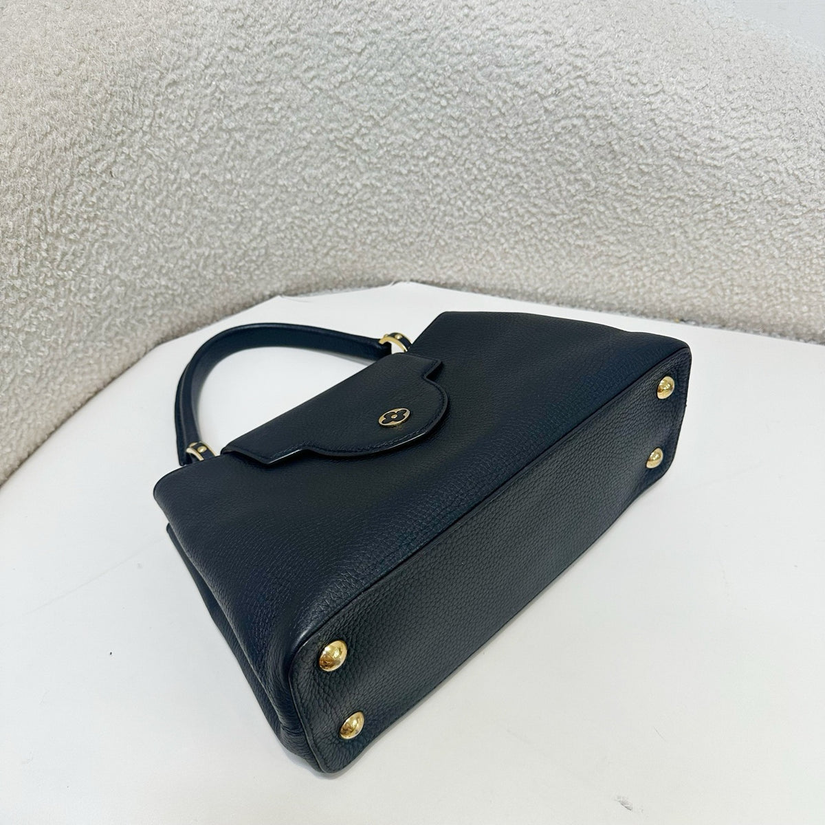 Louis Vuitton - Capucines Medium - Leather - Black - (medium)