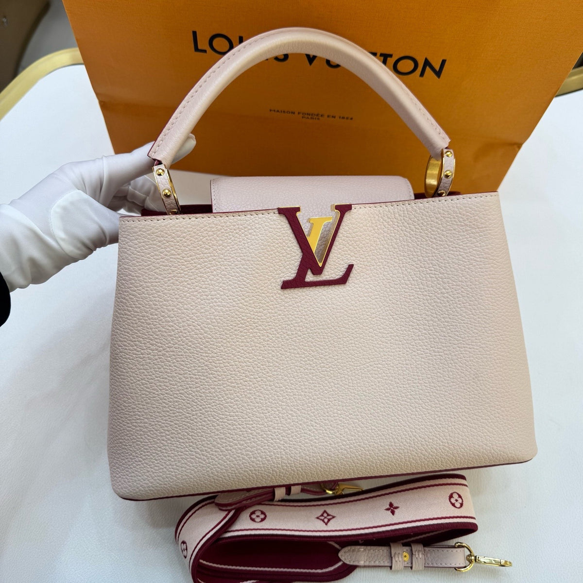 Louis Vuitton - Capucines Medium - Leather - Multicolour - (medium)