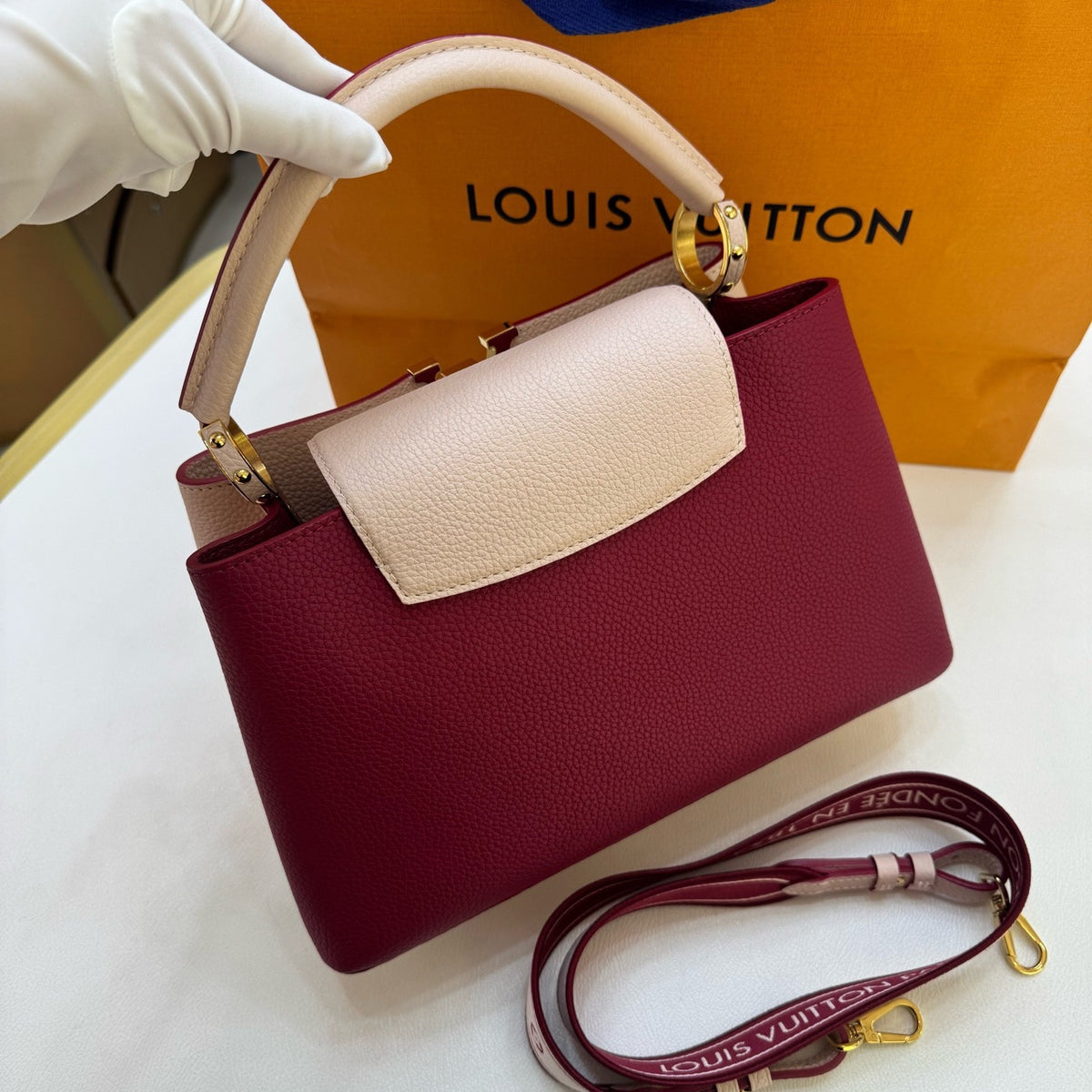 Louis Vuitton - Capucines Medium - Leather - Multicolour - (medium)