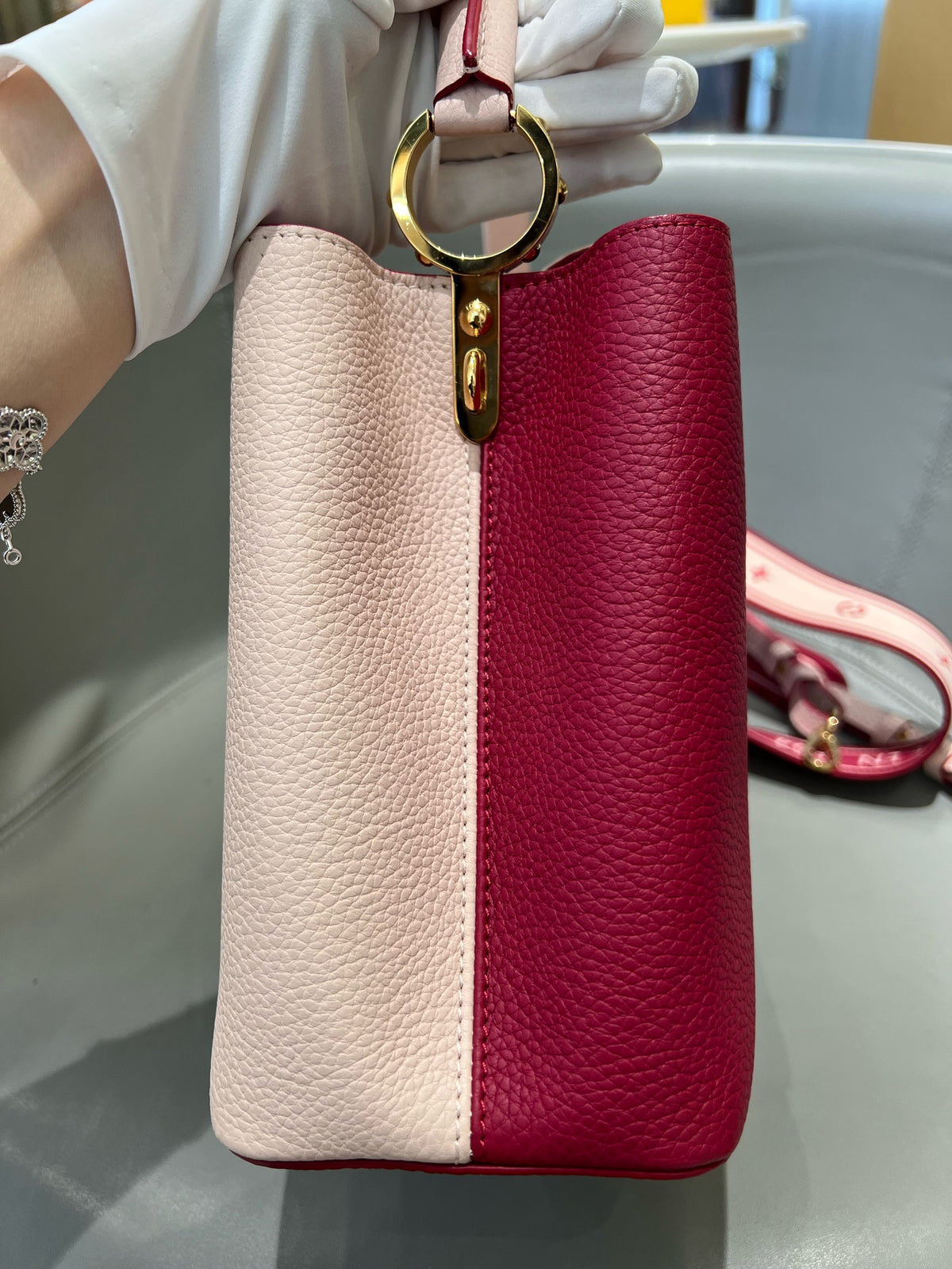 Louis Vuitton - Capucines Medium - Leather - Multicolour - (medium)