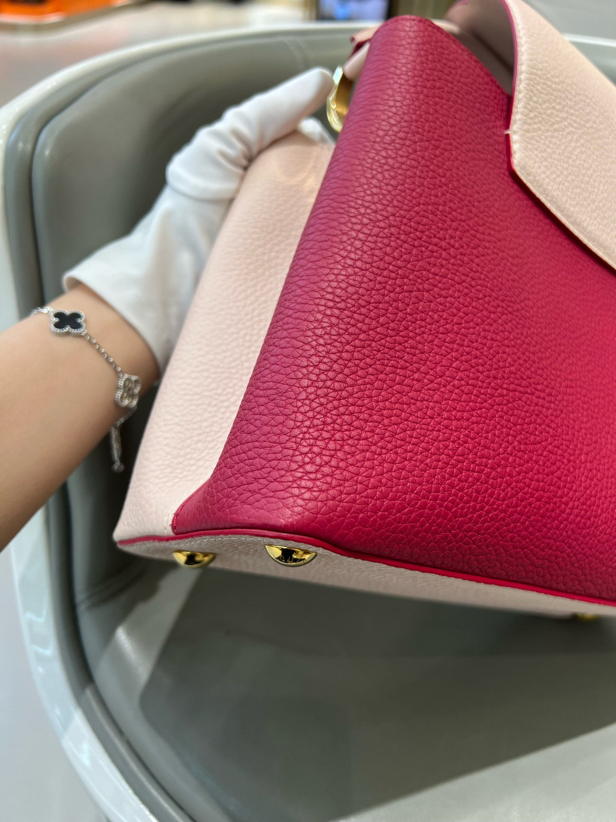 Louis Vuitton - Capucines Medium - Leather - Multicolour - (medium)