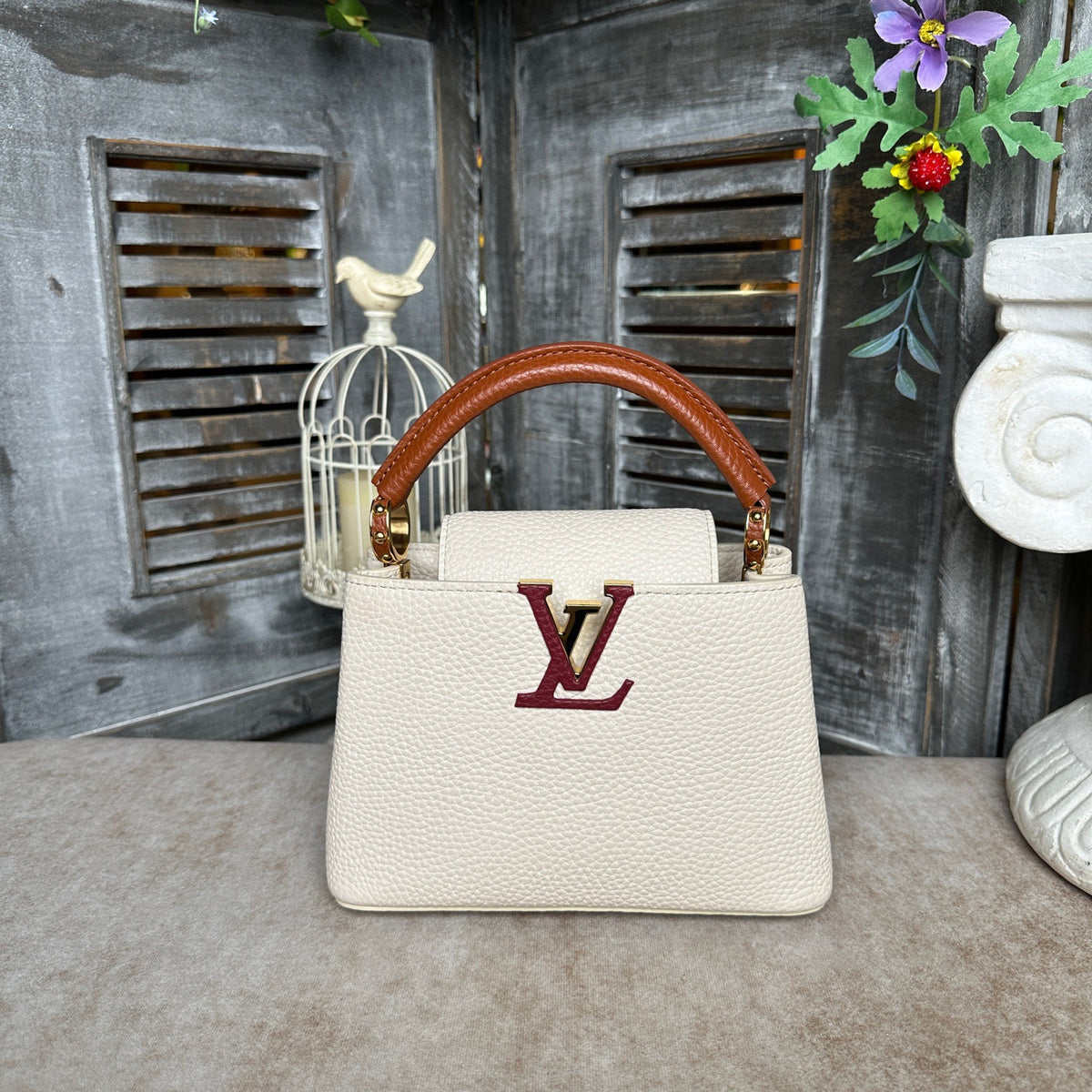 Louis Vuitton - Capucines Mini - Leather - White - (mini)