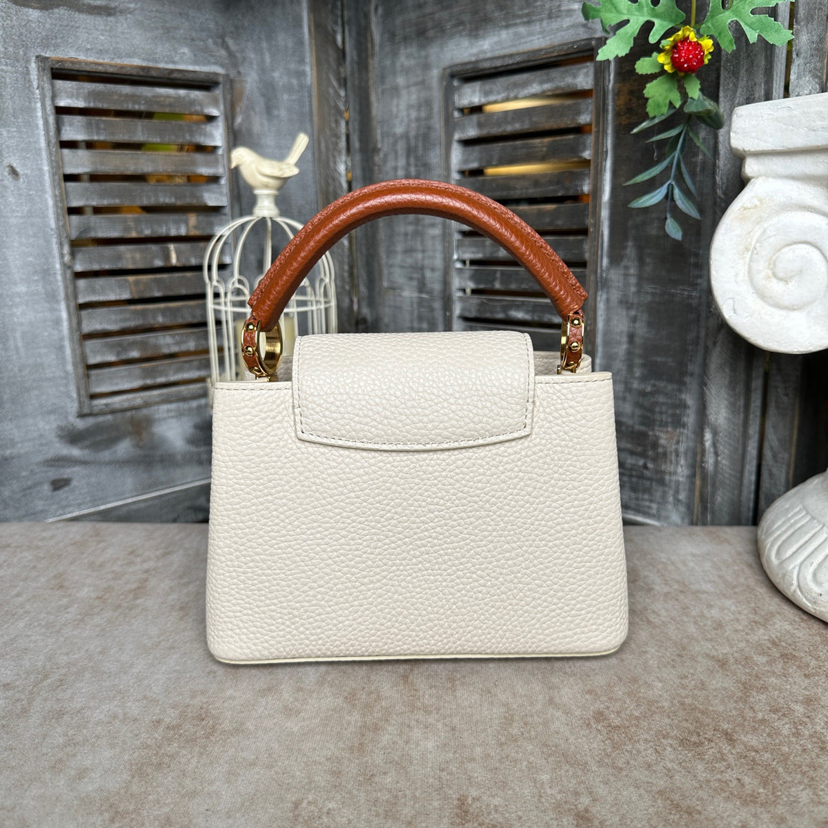 Louis Vuitton - Capucines Mini - Leather - White - (mini)