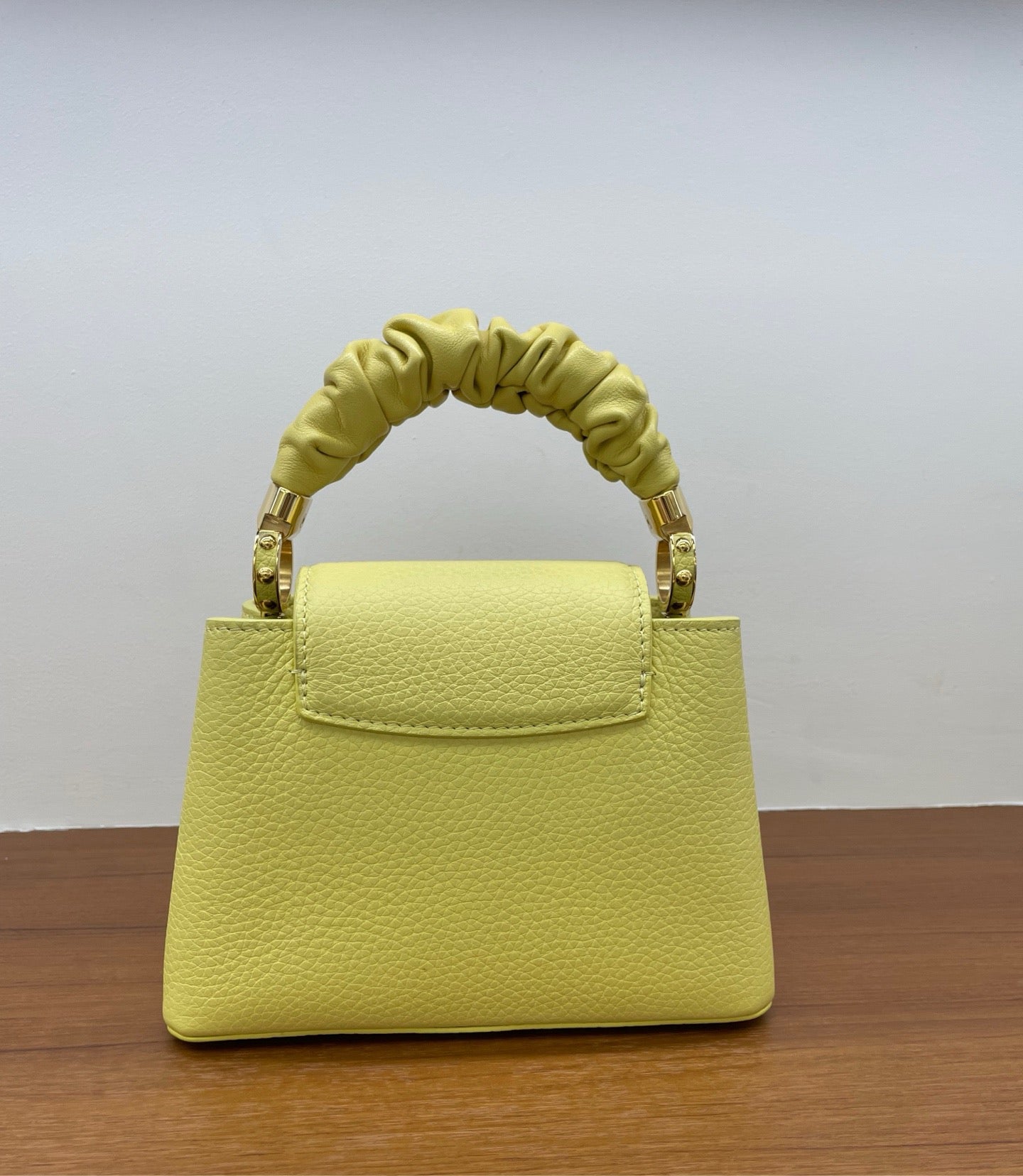 Louis Vuitton - Capucines Mini - Leather - Yellow - (mini)