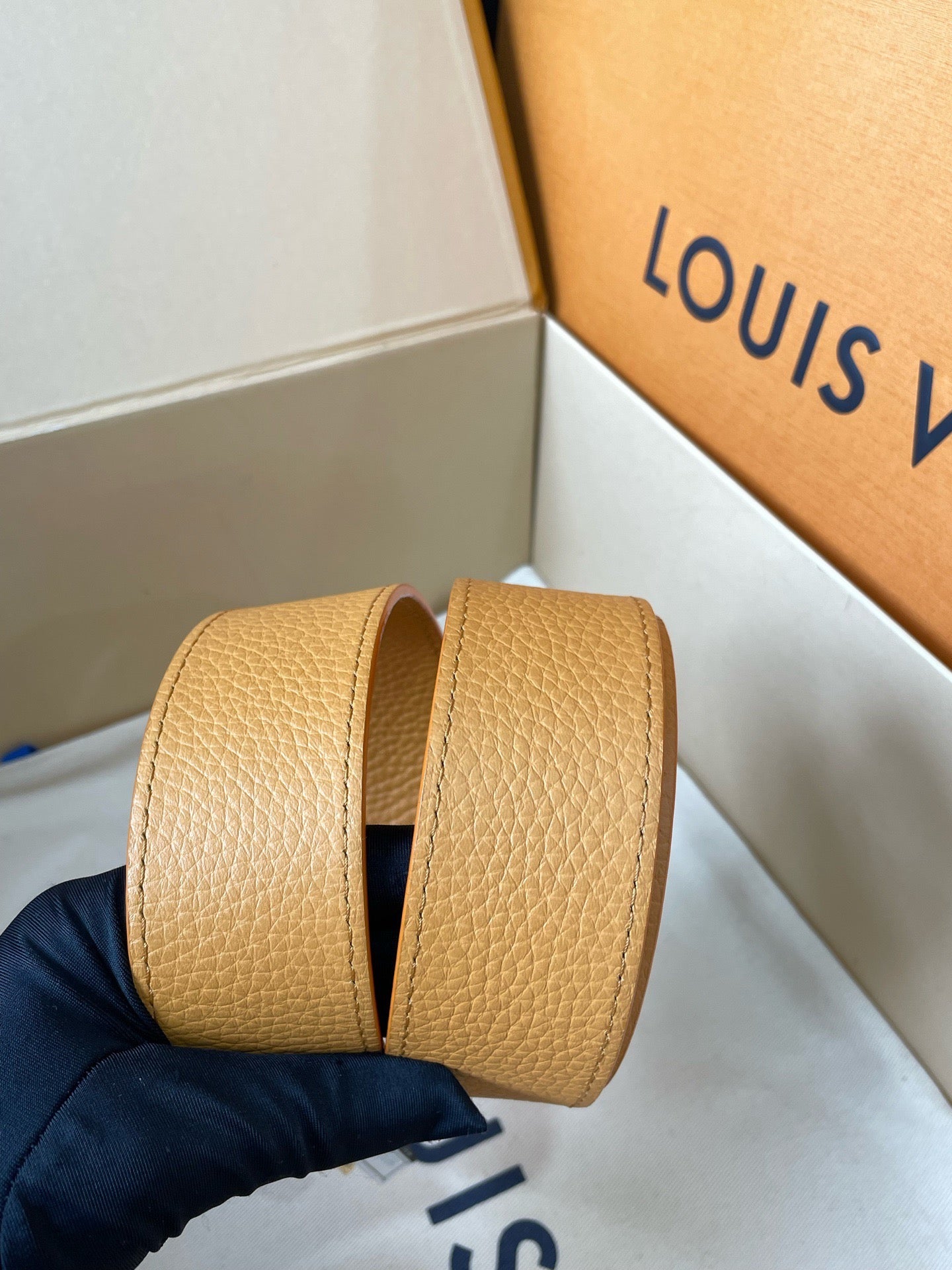 Louis Vuitton - Capucines Mini - Leather - Yellow - (mini)