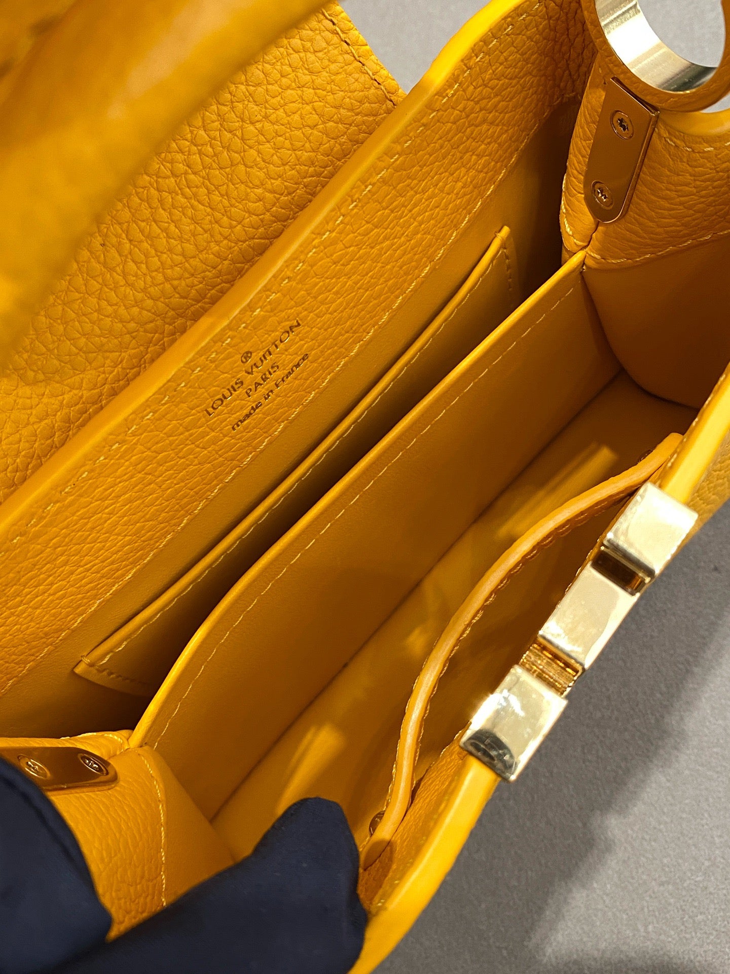 Louis Vuitton - Capucines Mini - Leather - Yellow - (mini)