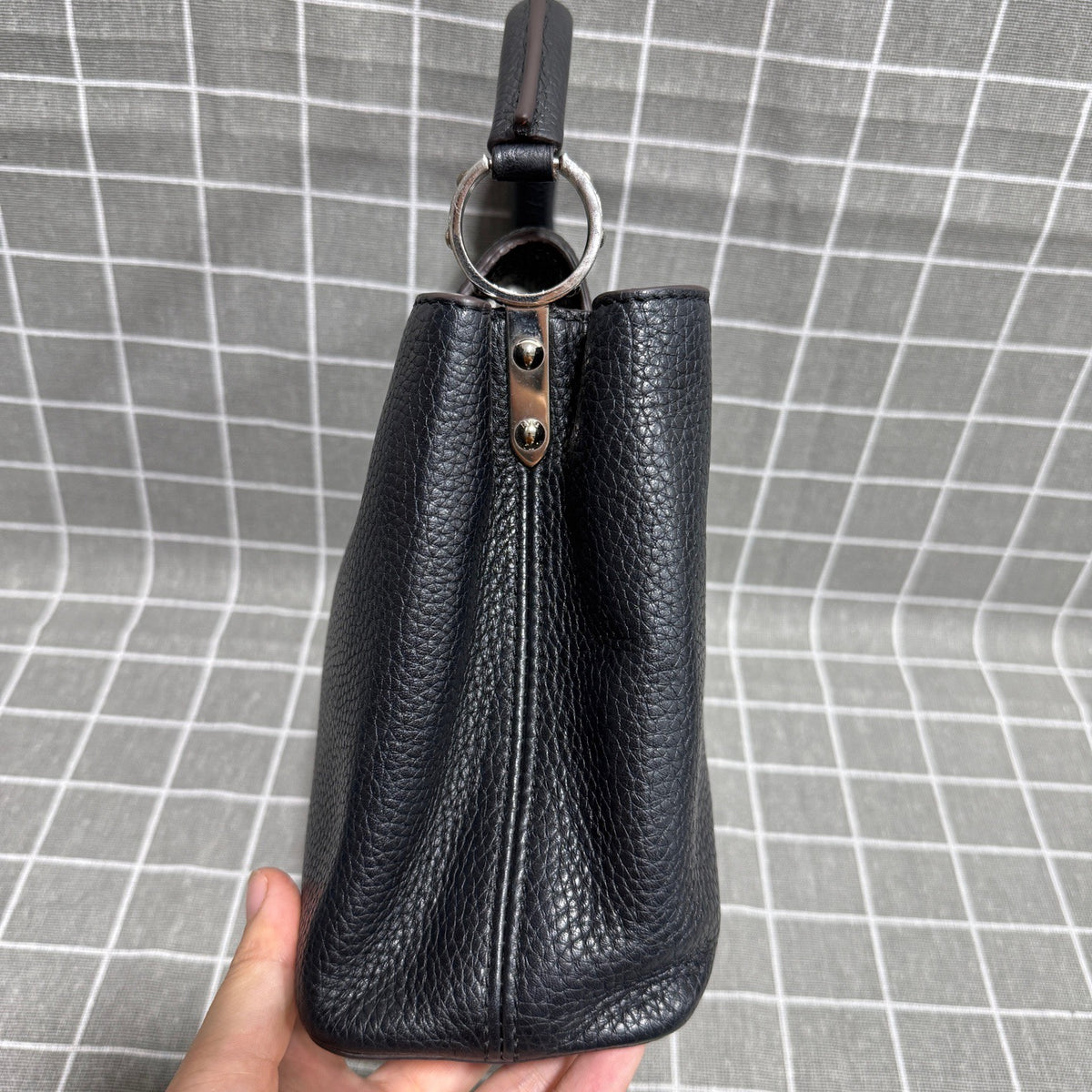 Louis Vuitton - Capucines MM - Leather - Black - (medium)