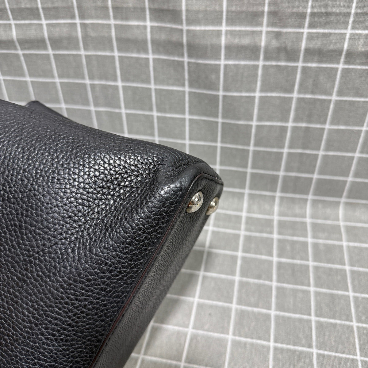 Louis Vuitton - Capucines MM - Leather - Black - (medium)