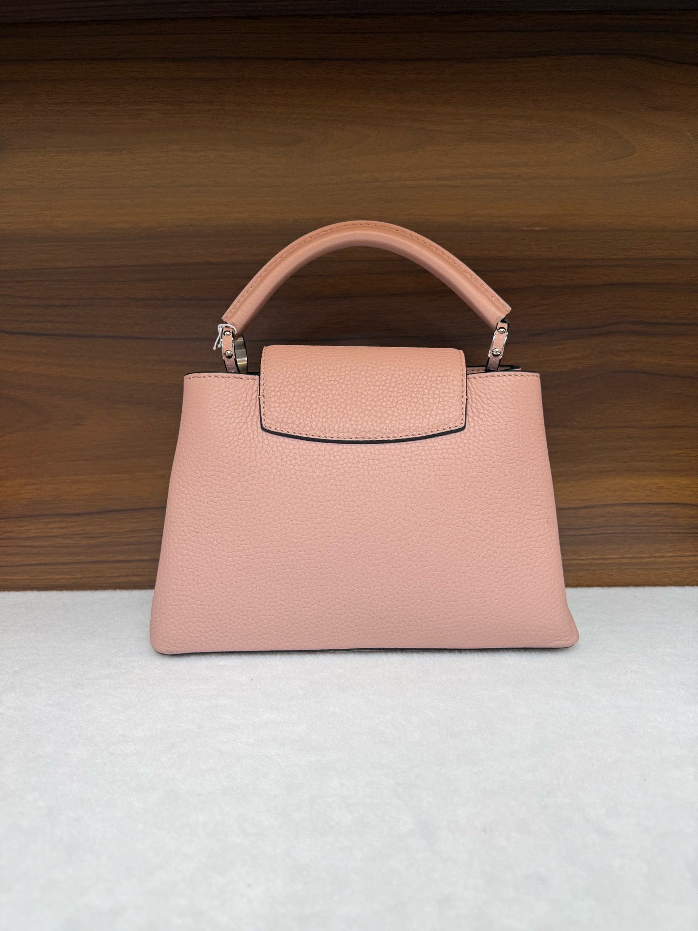Louis Vuitton - Capucines MM - Leather - Pink - (medium)