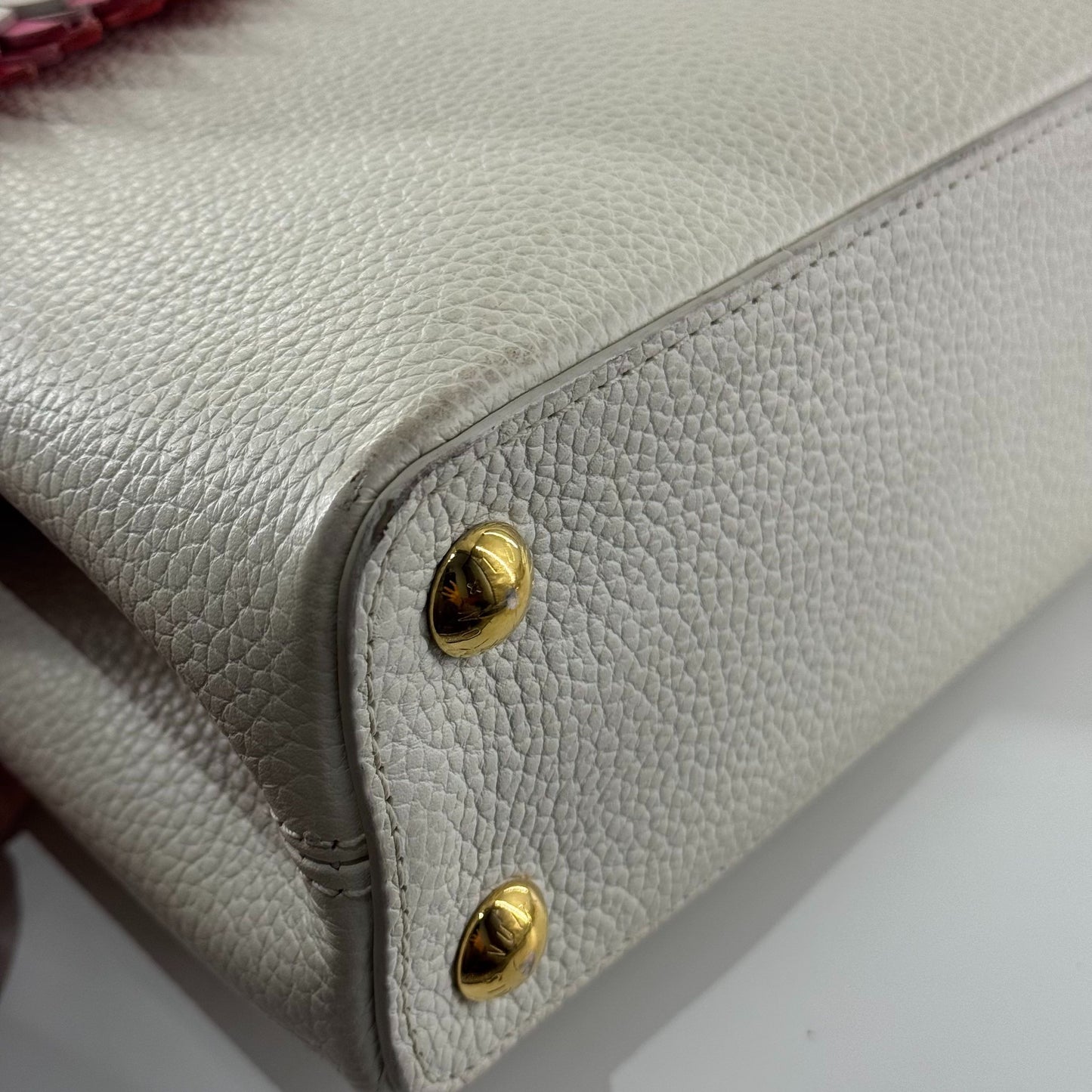 Louis Vuitton - Capucines PM Limited Edition Tassel - Taurillon leather - White with Pink Accents - (PM)