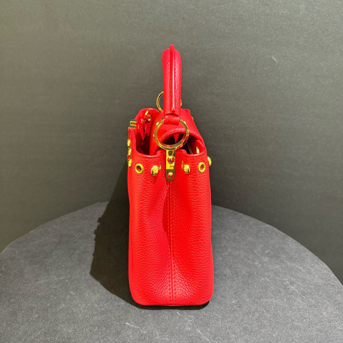 Louis Vuitton - Capucines Small - Leather - Red - (small)
