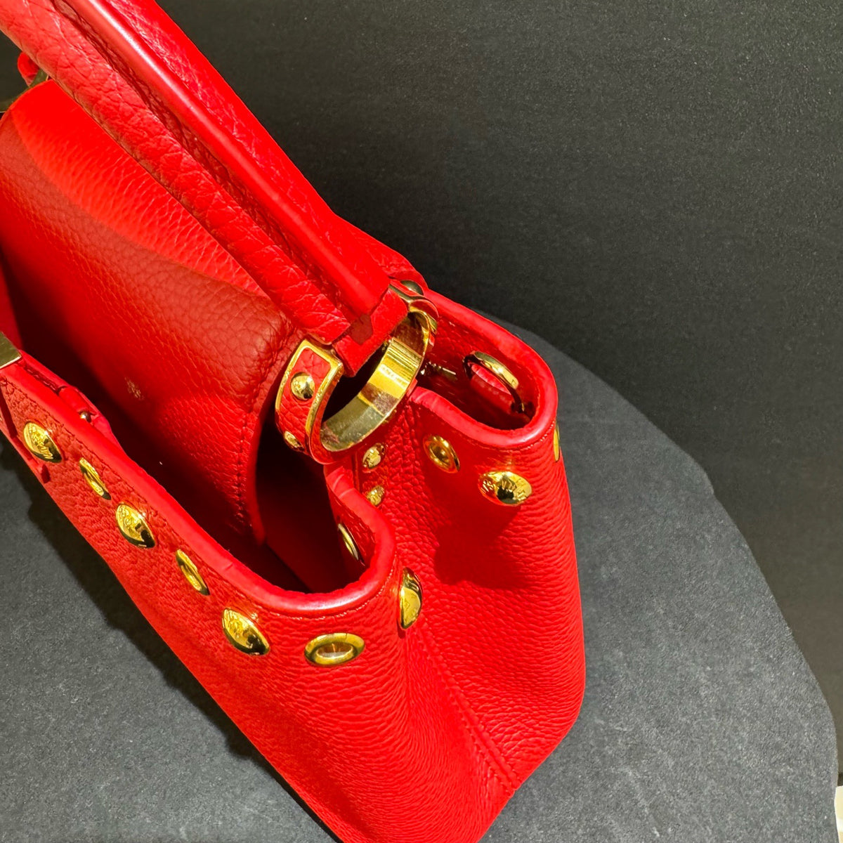 Louis Vuitton - Capucines Small - Leather - Red - (small)