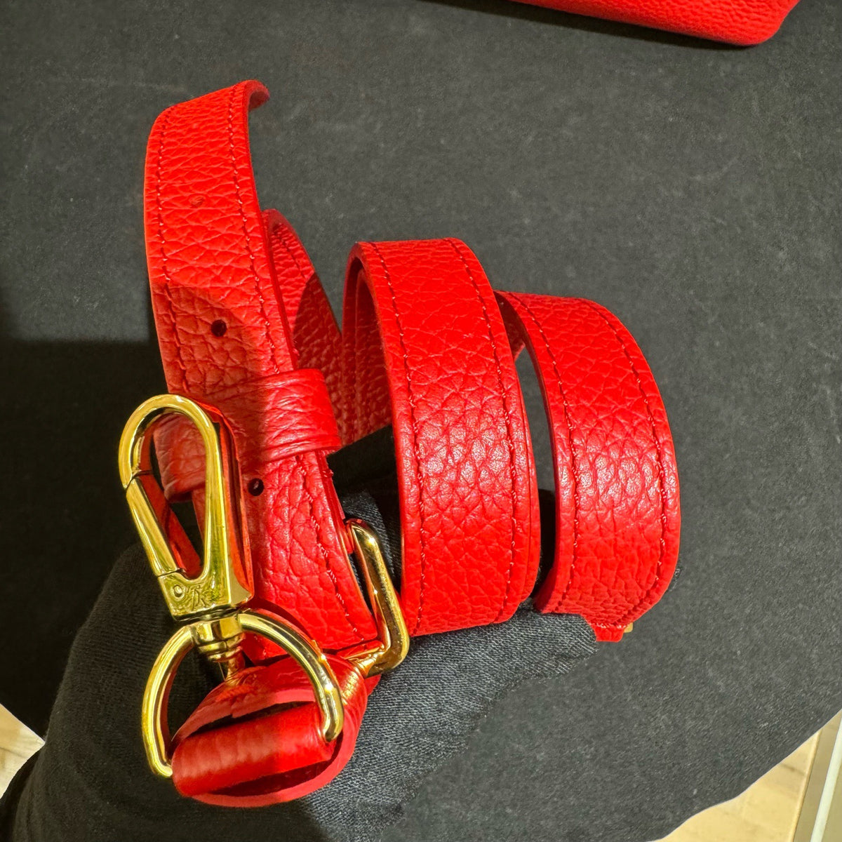 Louis Vuitton - Capucines Small - Leather - Red - (small)