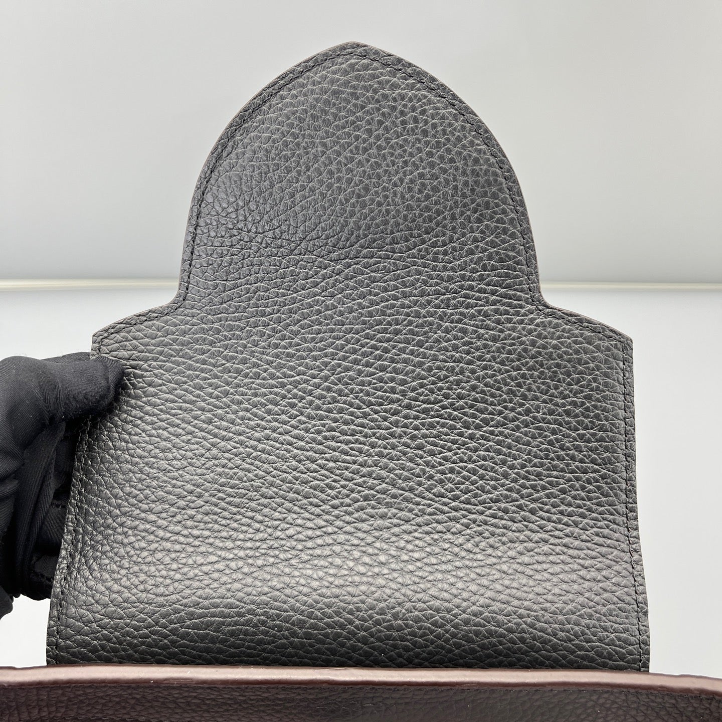 Louis Vuitton - Capucines - Taurillon leather - Black - (Large)