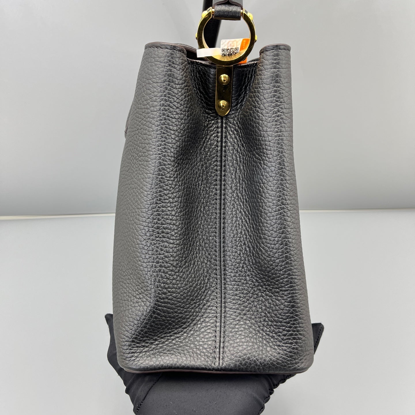 Louis Vuitton - Capucines - Taurillon leather - Black - (Large)