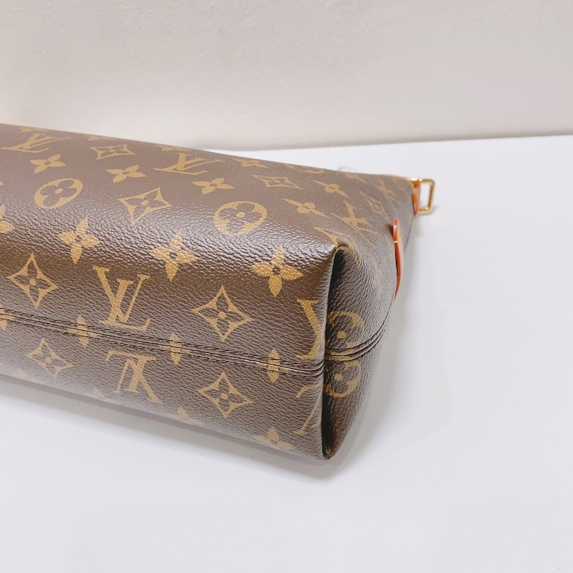 Louis Vuitton - Carryall East West - Synthetic - Brown - (small)