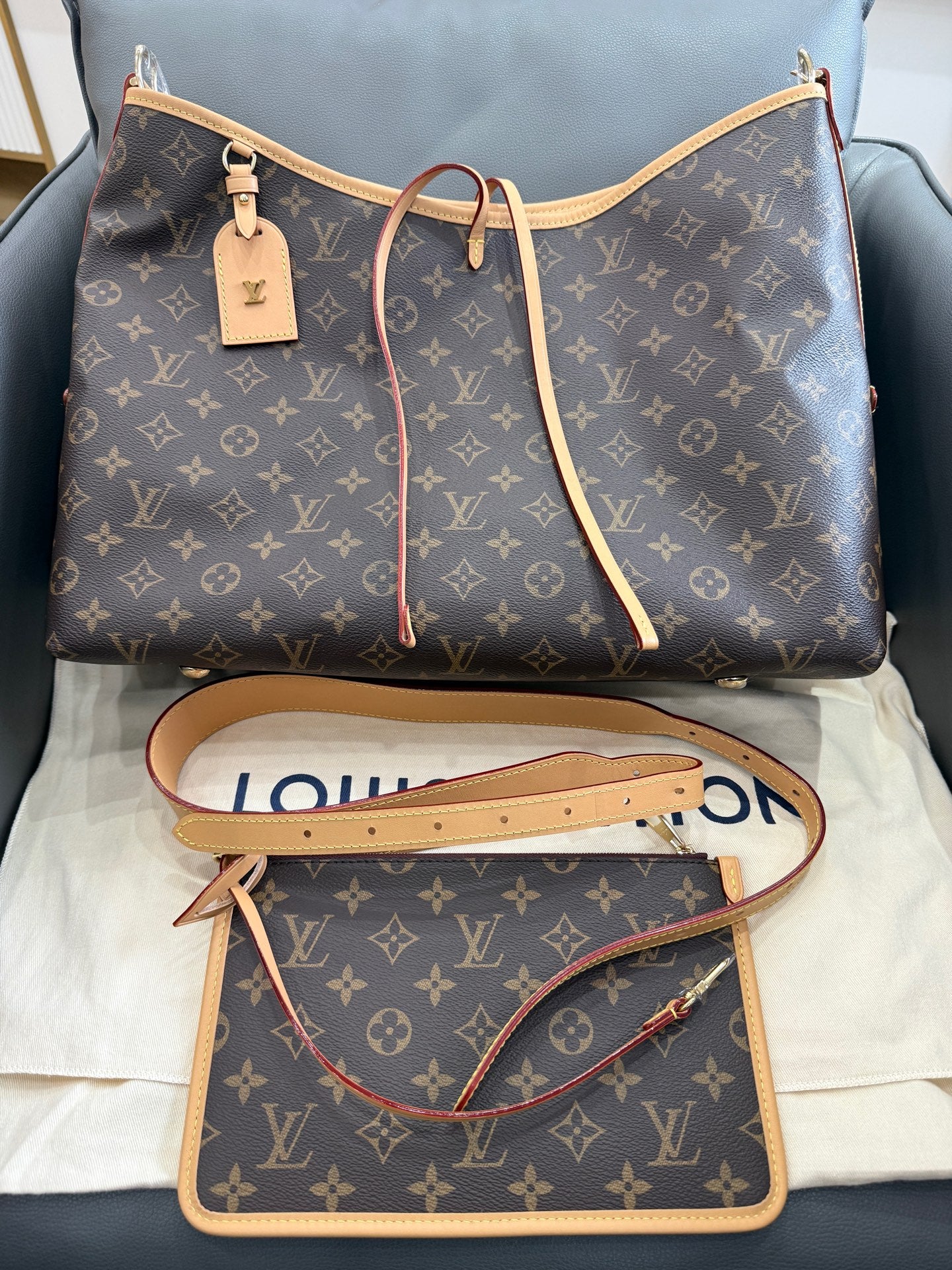 Louis Vuitton - Carryall - Leather - Brown - (medium)