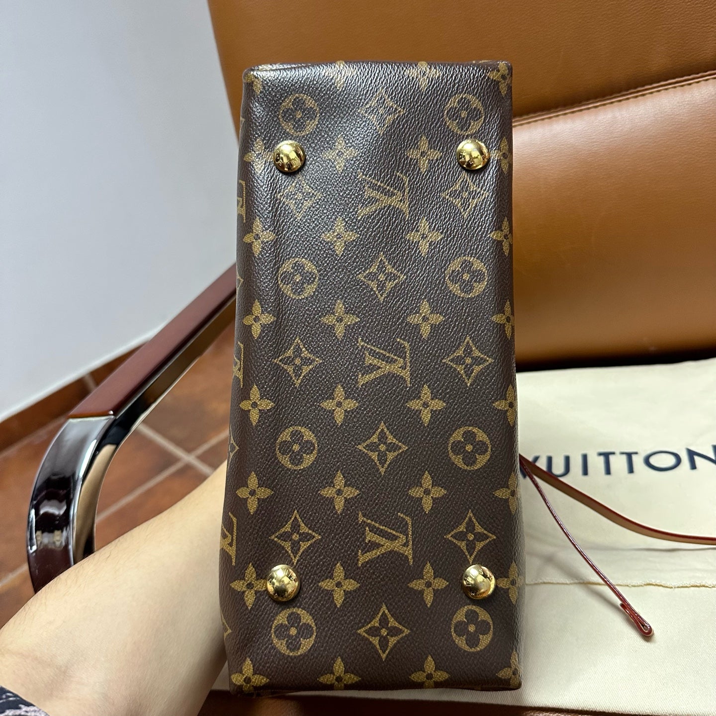 Louis Vuitton - Carryall - Leather - Brown - (Small)