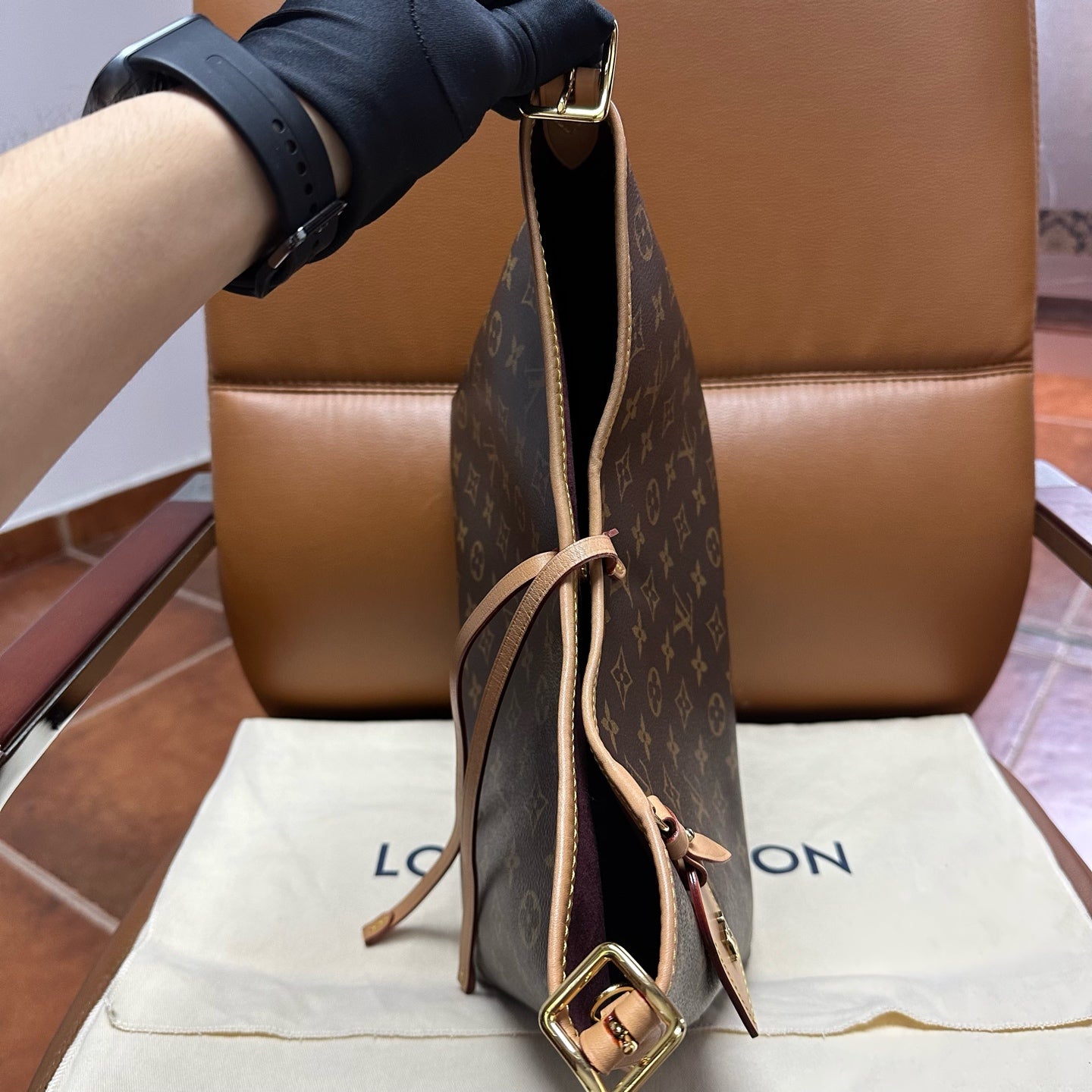 Louis Vuitton - Carryall - Leather - Brown - (Small)
