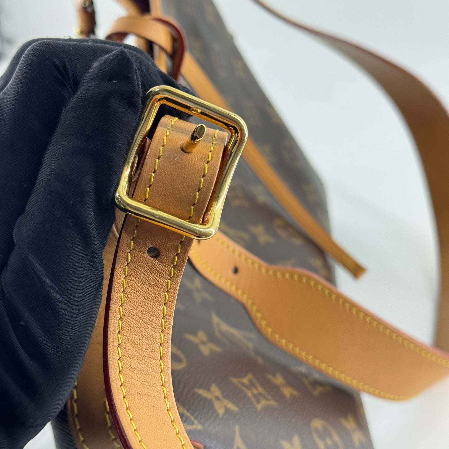 Louis Vuitton - Carryall Small - Leather - Brown - (Small)
