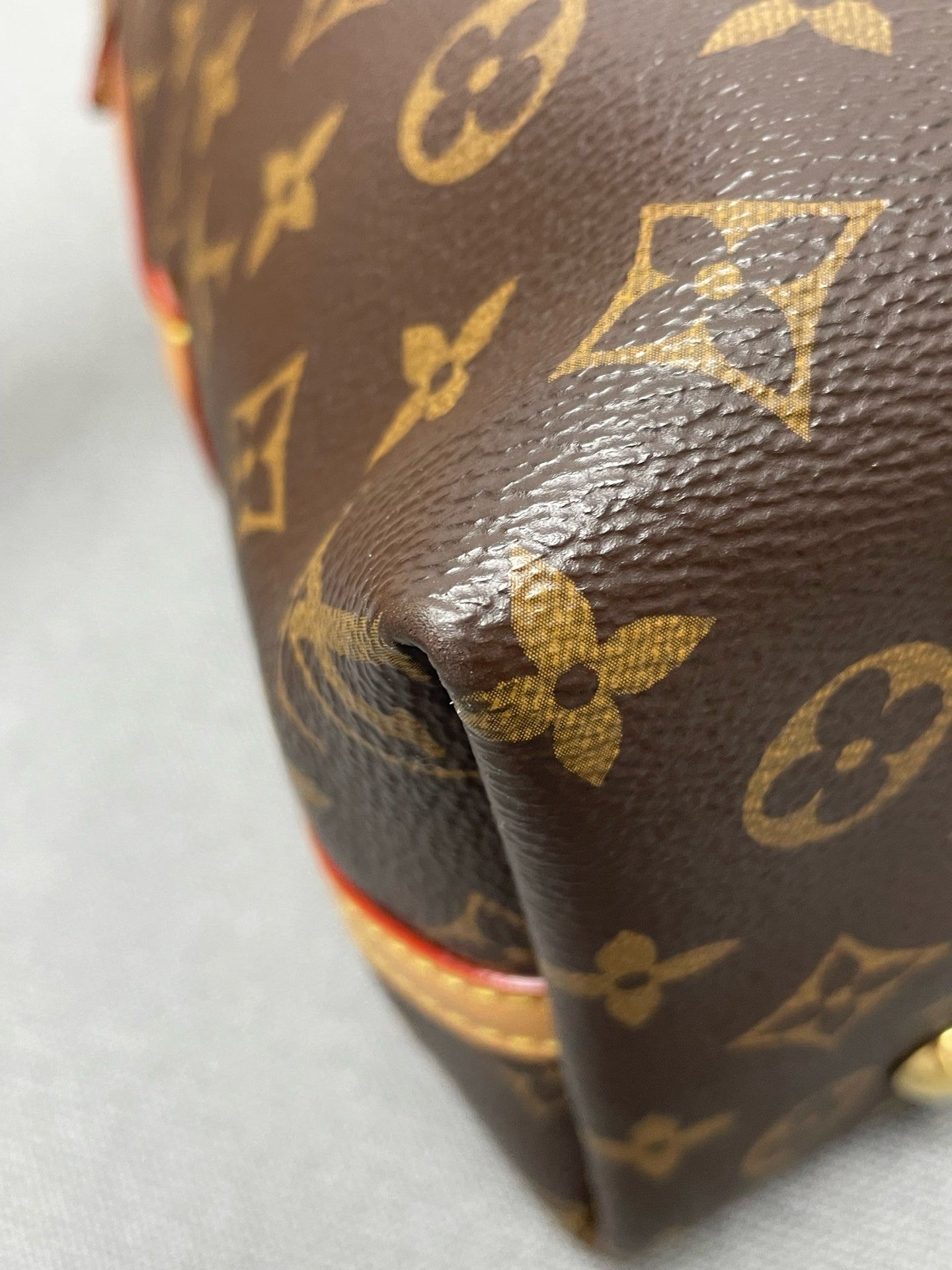 Louis Vuitton - Carryall - Synthetic - Brown - (Small)