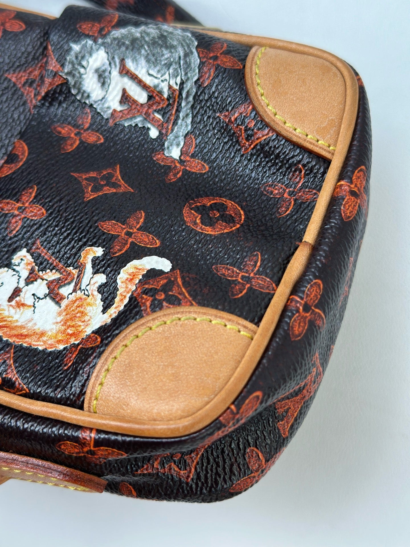 Louis Vuitton - Catogram Mini Pouch - Leather - Brown - (mini)