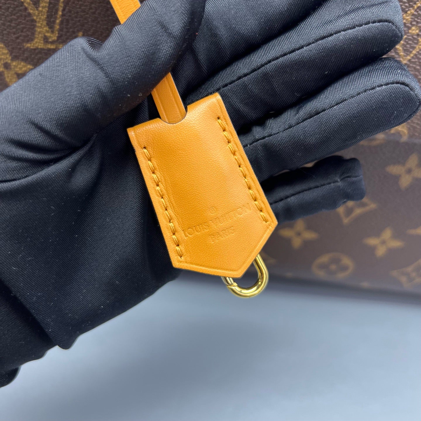Louis Vuitton - Celine BB - Leather - Brown - (mini)