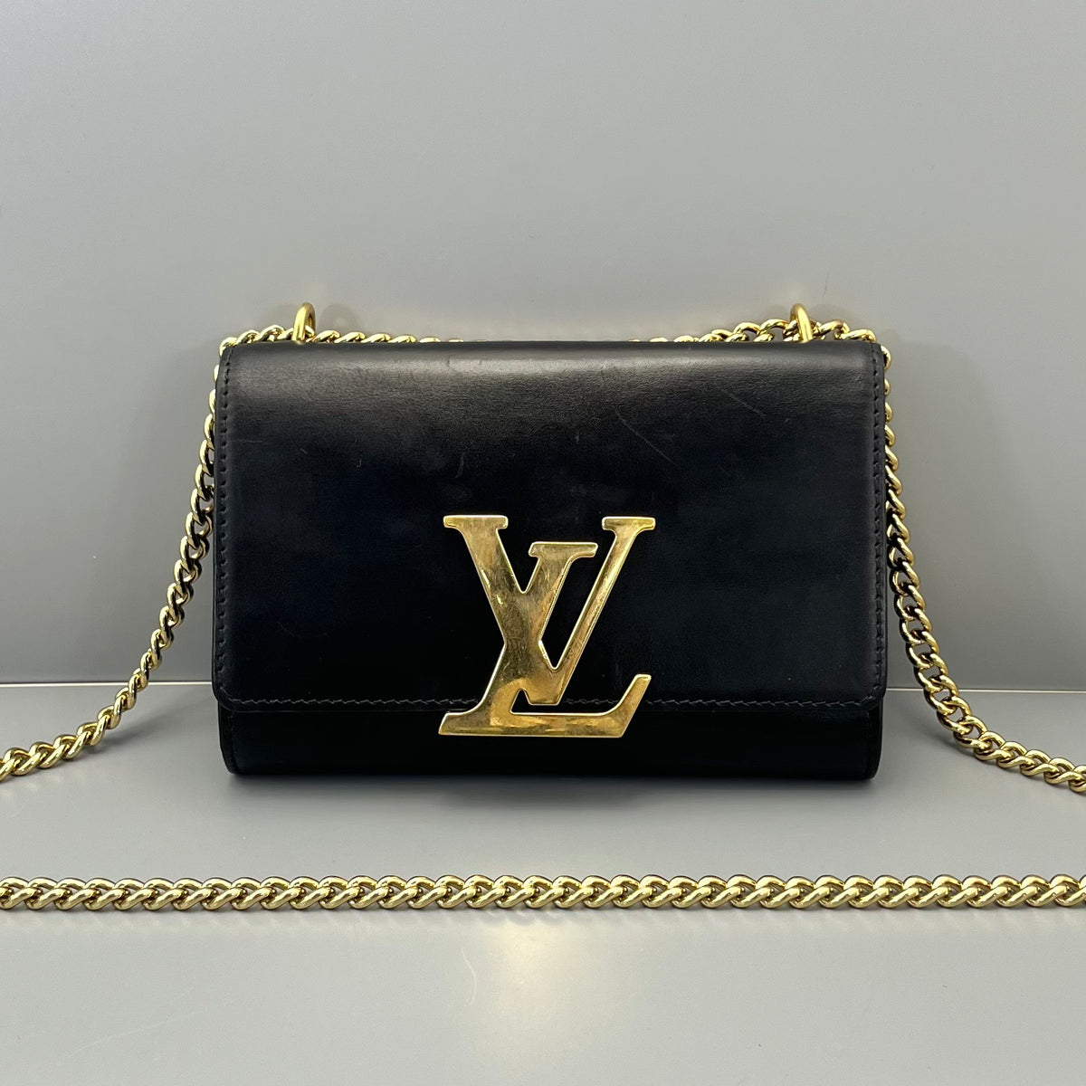 Louis Vuitton - Chain Louise - Leather - Black - (mini)
