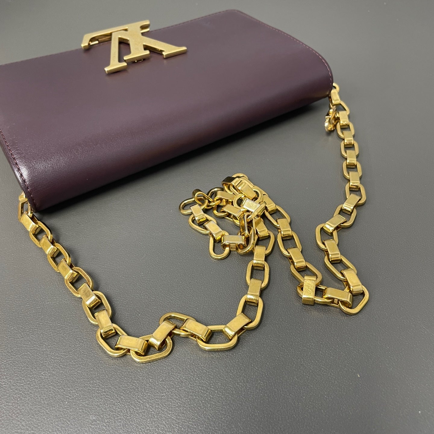 Louis Vuitton - Chain Louise - Leather - Burgundy - (mini)