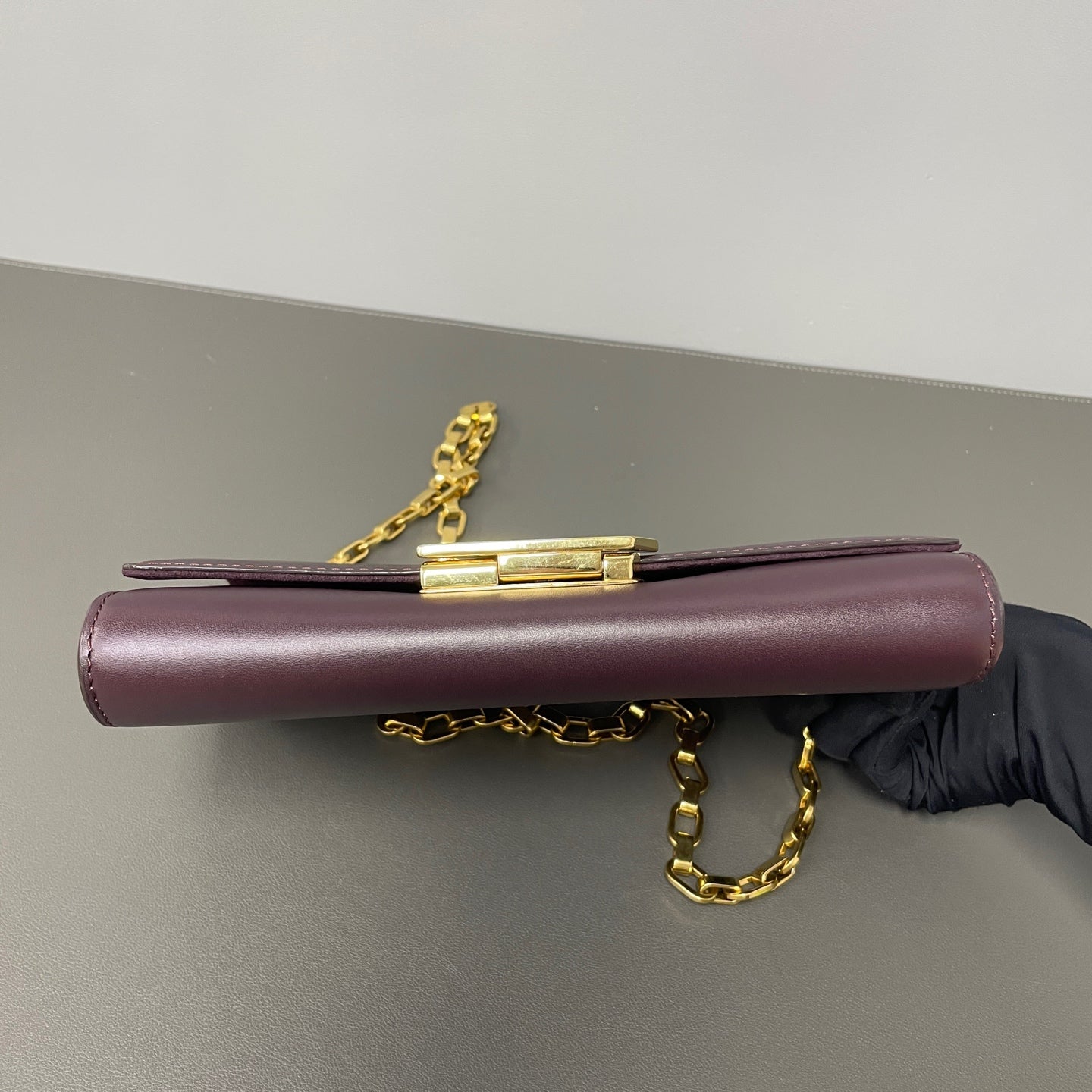 Louis Vuitton - Chain Louise - Leather - Burgundy - (mini)