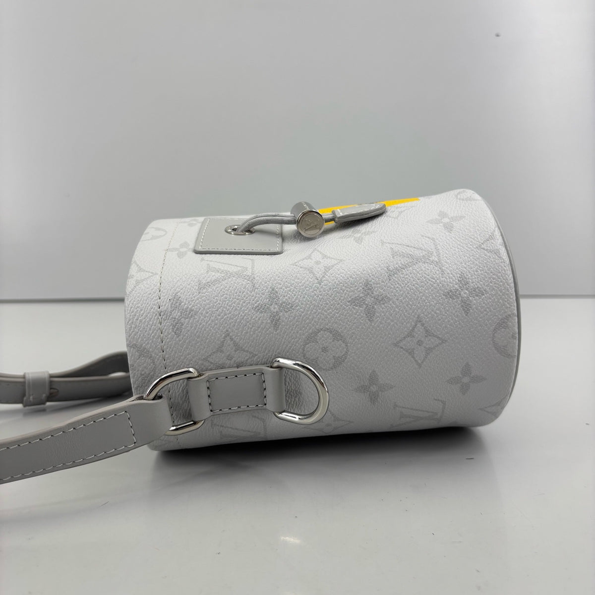 Louis Vuitton - Chalk Nano - Cloth - White - (mini)