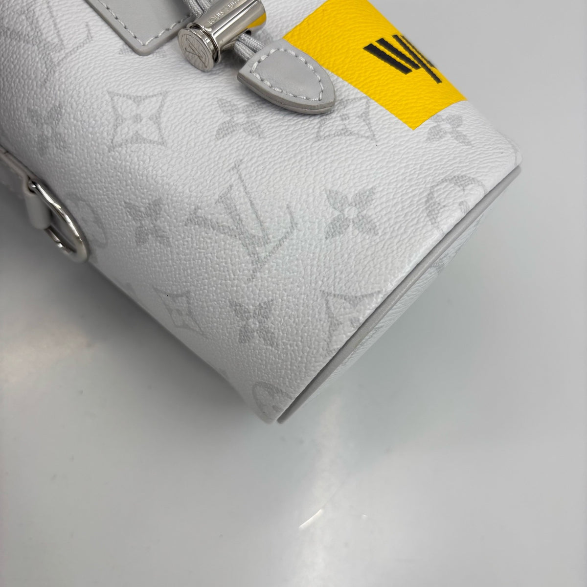 Louis Vuitton - Chalk Nano - Cloth - White - (mini)