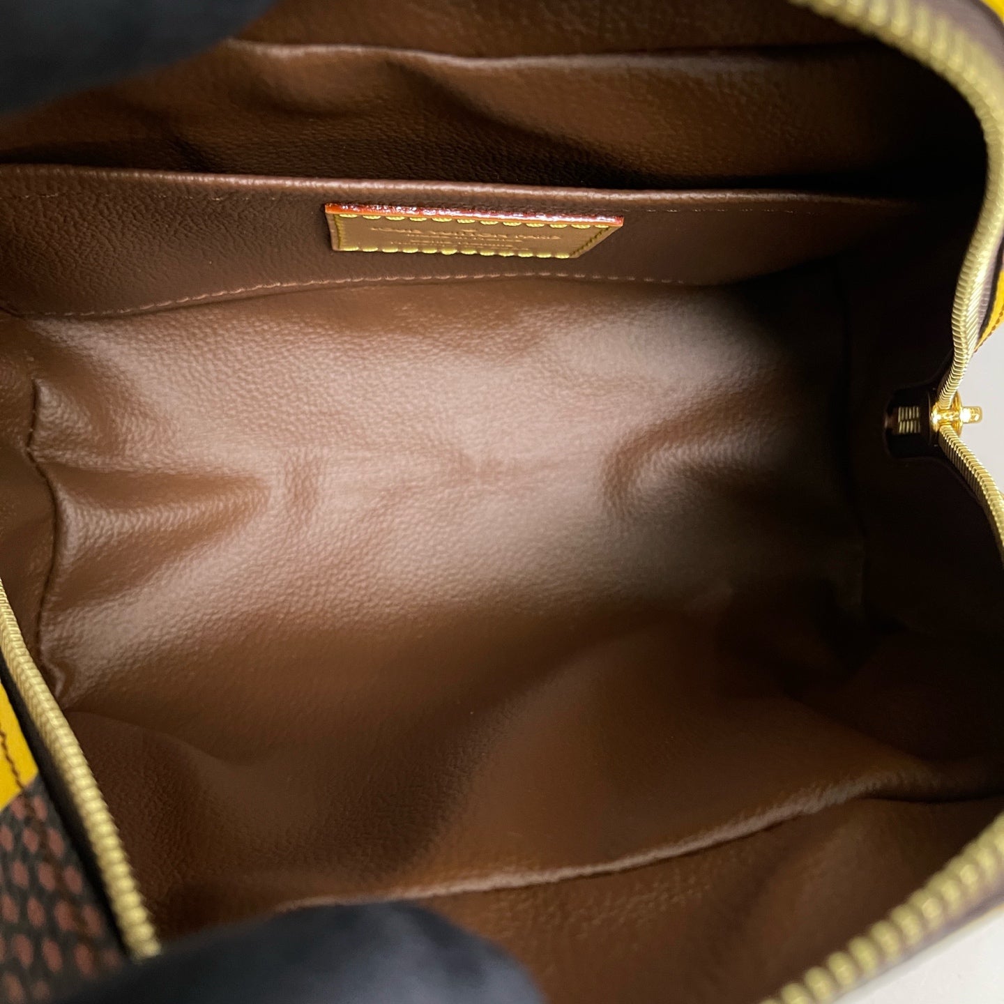 Louis Vuitton - Checkerboard Pouch - Leather - Yellow - (mini)