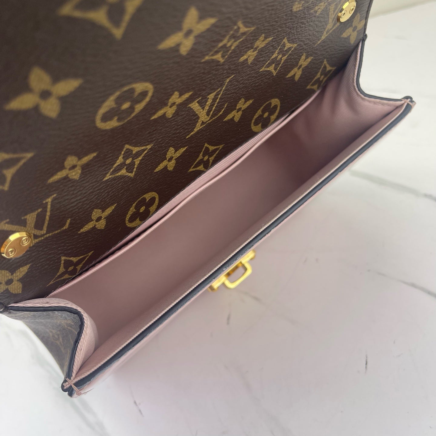 Louis Vuitton - Cherry Wood - Patent leather - Pink - (mini)