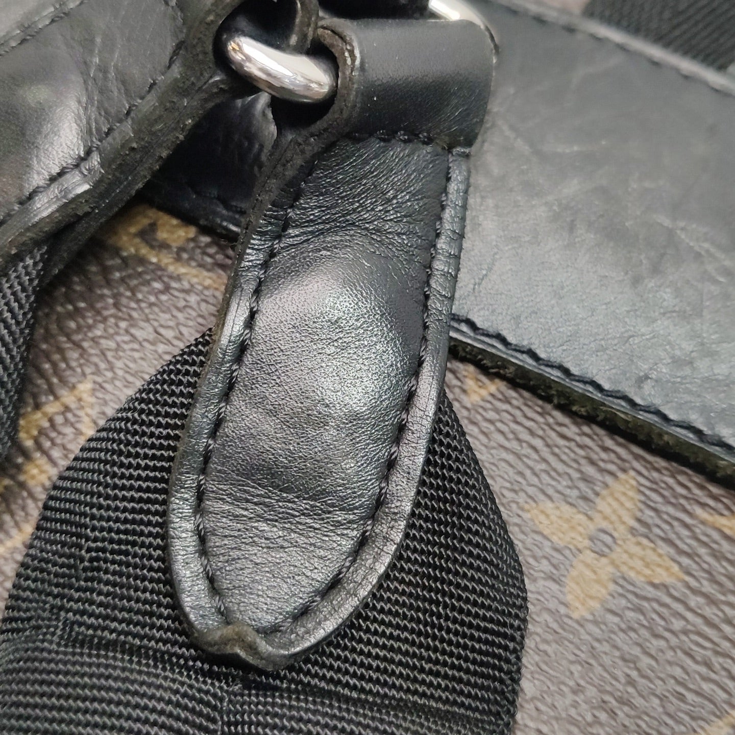 Louis Vuitton - Christopher - Leather - Brown - (medium)