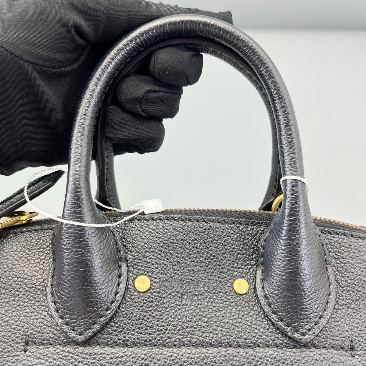 Louis Vuitton - City - Leather - Black - (small)