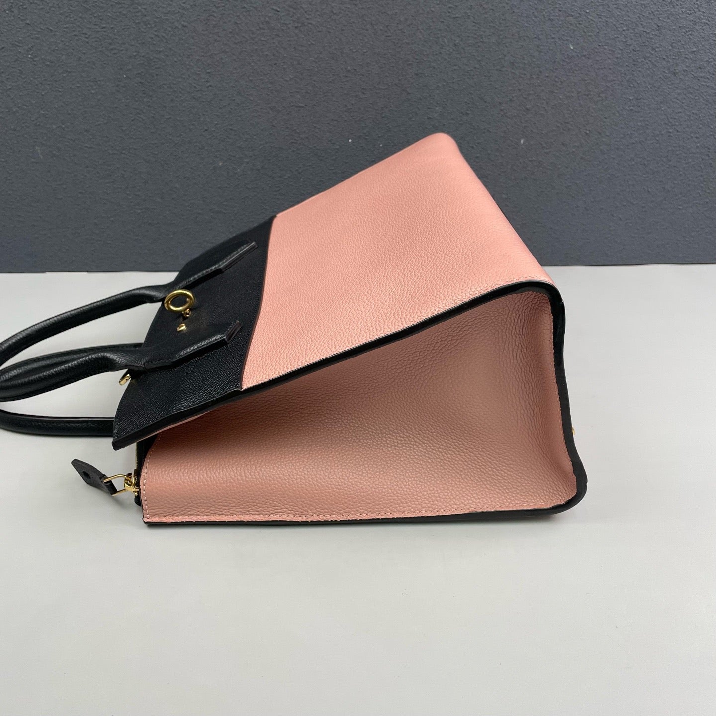 Louis Vuitton - City Steamer - Grained leather - Multicolour - (Medium)
