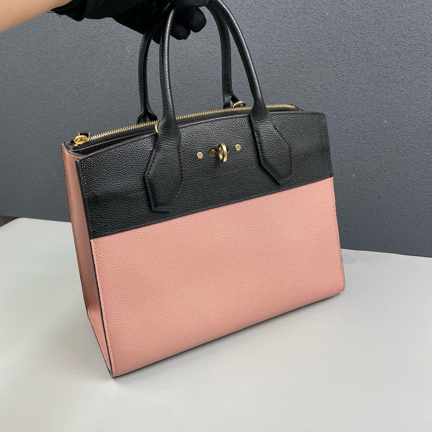 Louis Vuitton - City Steamer - Grained leather - Multicolour - (Medium)