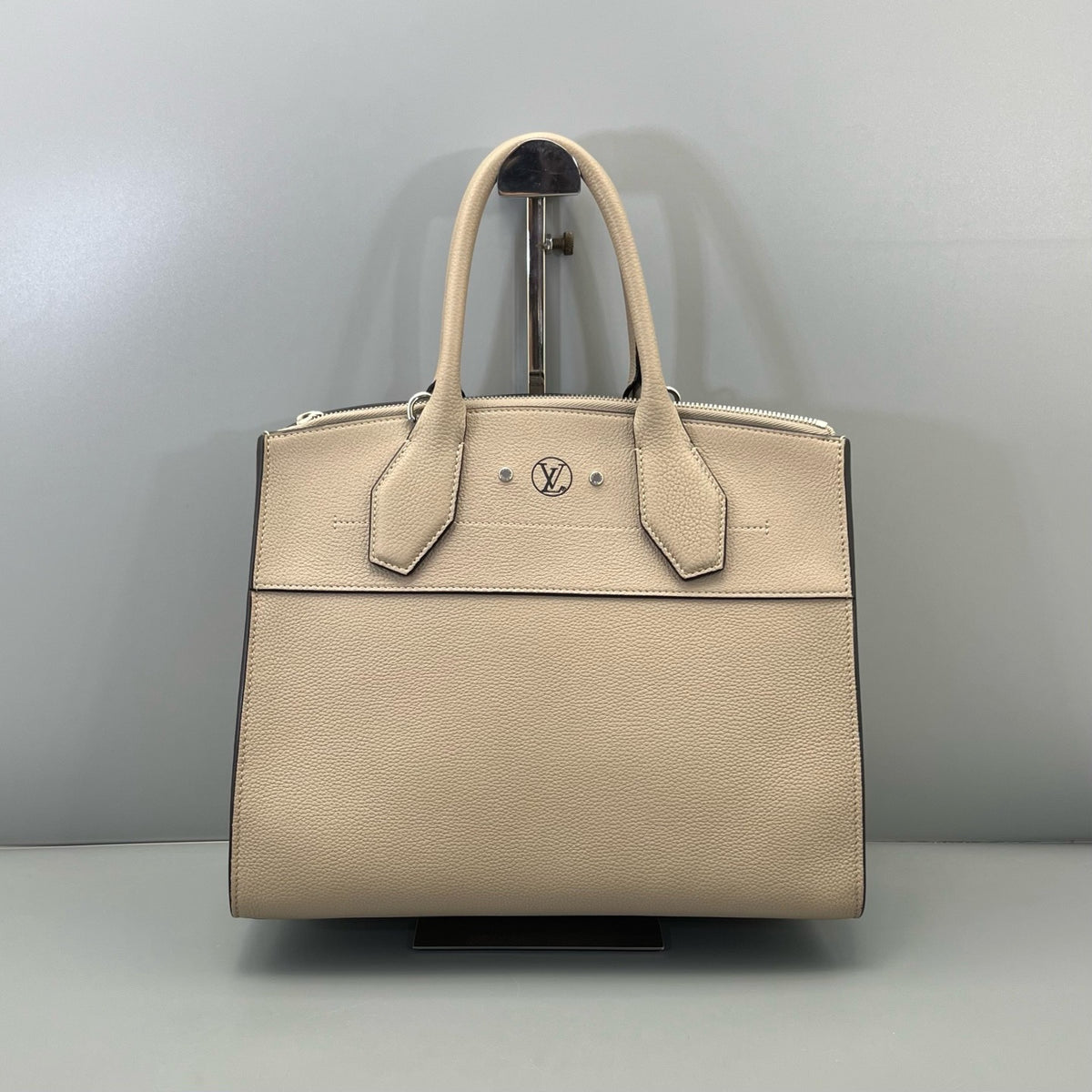 Louis Vuitton - City Steamer - Leather - Grey - (medium)